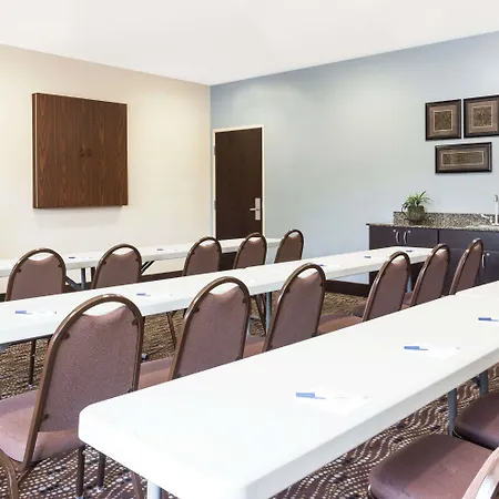 Microtel Inn & Suites By Wyndham Spring Hill/Weeki Wachee-3