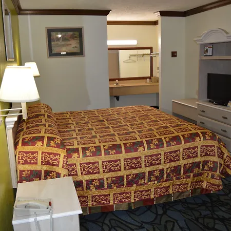 Economy Inn Cuyahoga Falls-2