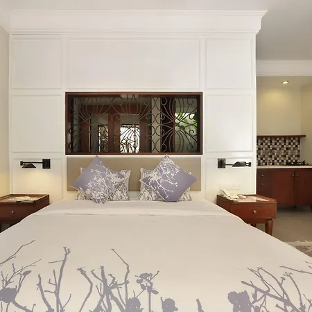 Seminyak Lagoon All Suites Hotel-3
