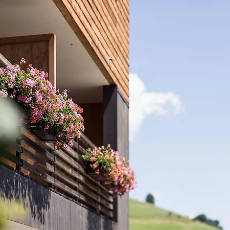 Dolomitenblick Alps Boutique Hotel-3