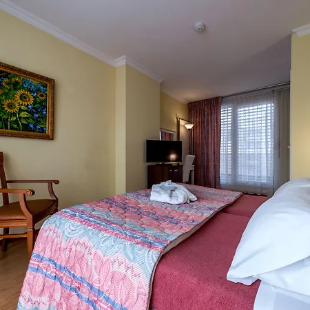 Hotel Churchill-3