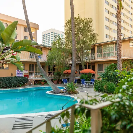 Cal Mar Hotel Suites-3