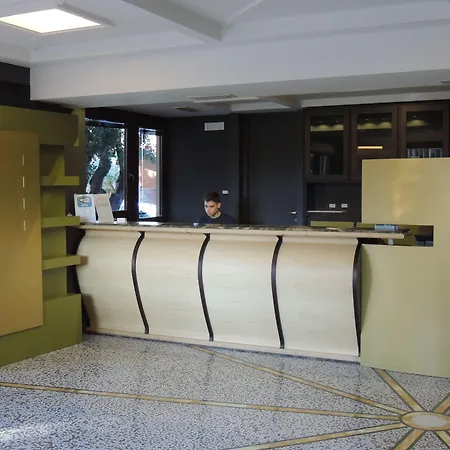 Hotel Zeus-3
