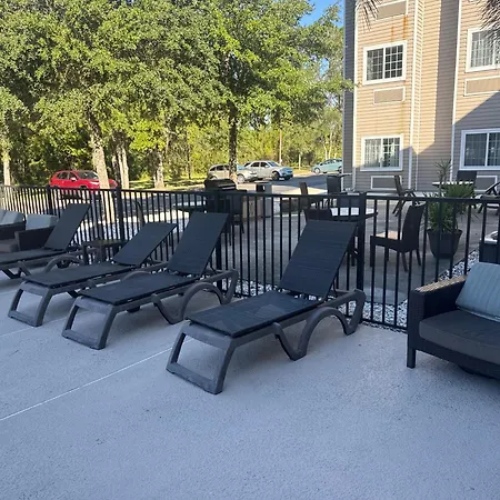 Microtel Inn & Suites By Wyndham Jacksonville Airport-2