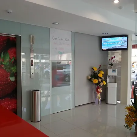 Hotel Strawberry Fields-3