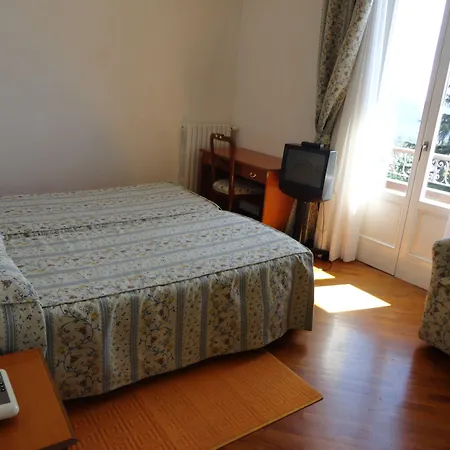 Hotel Villa Rosy-2