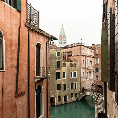 Luxury Venetian Rooms-3
