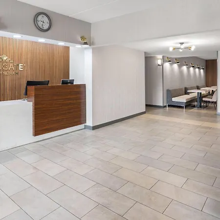 Wingate By Wyndham Pittsburgh New Stanton-3