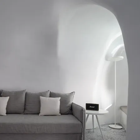 Echoes Luxury Suites-3