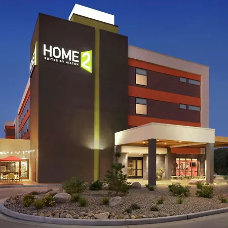 Home2 Suites By Hilton Bismarck-3