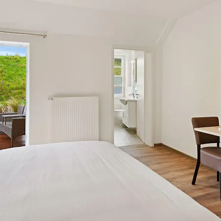 Hotel Deichinsel-2