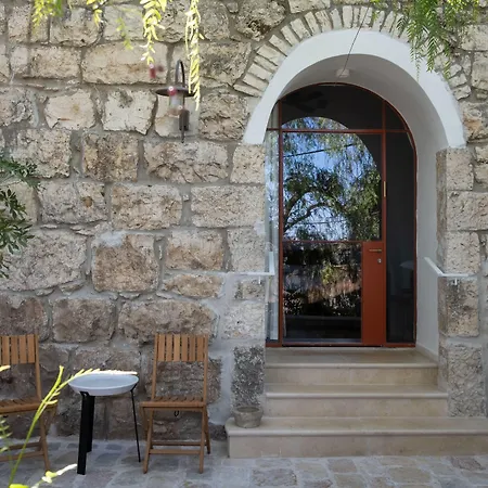 Khan Ein Karem Boutique Hotel-3