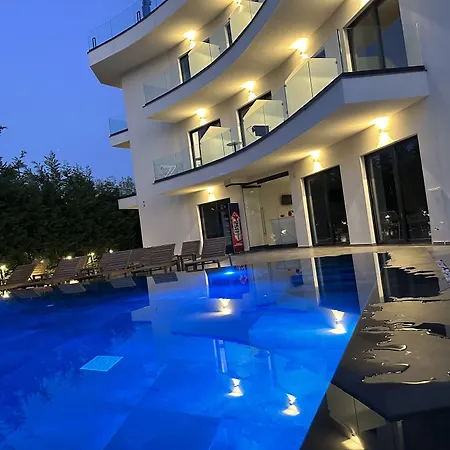 Blue Eye Hotel-3