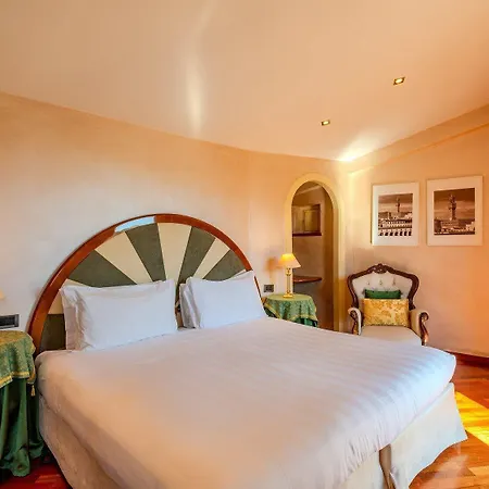 B&B Hotel Firenze Pitti Palace al Ponte Vecchio-2