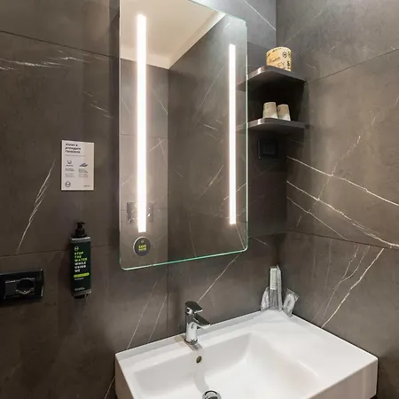 B&B Hotel Roma Tuscolana San Giovanni-3
