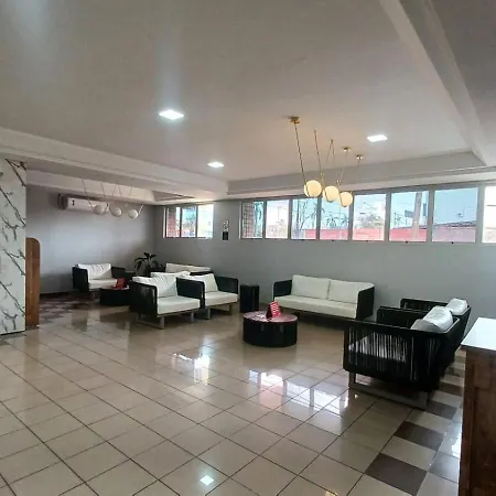 Victoria Plaza Hotel-3