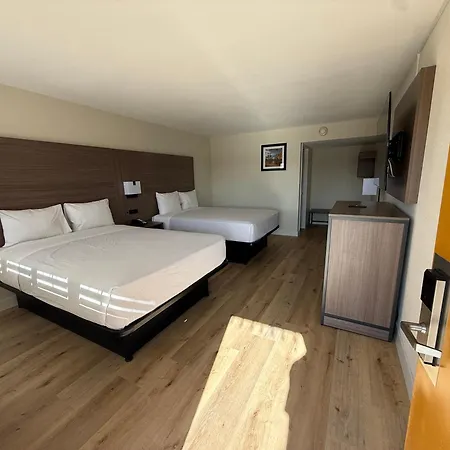 Travelodge By Wyndham Imperial - El Centro-3