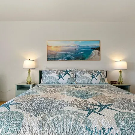 Crescent Beach Motel-2