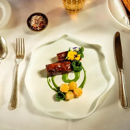 Grand Hotel Courmayeur Mont Blanc, By R Collection Hotels-3