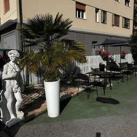 Hotel Delle Rose-3