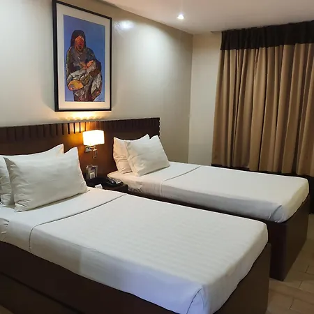 Golden Prince Hotel&Suites-3