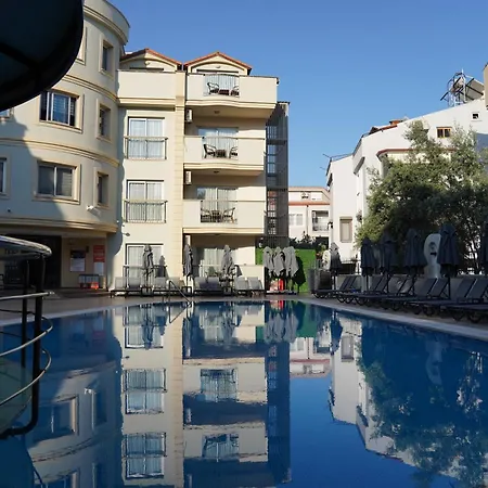 Club Karakas Apart Otel-3