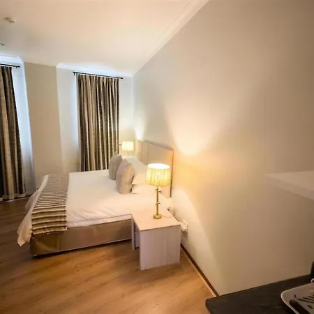 Constantia Hotel And Conference Centre-3