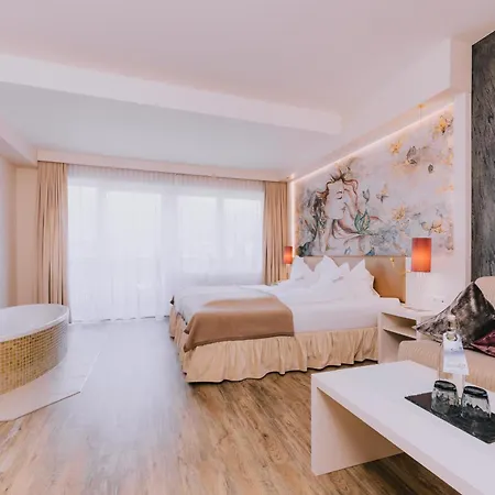 Alpen-Herz Romantik&Spa - Adults Only-3
