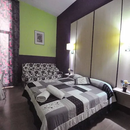Barcelona Gotic Guesthouse-3