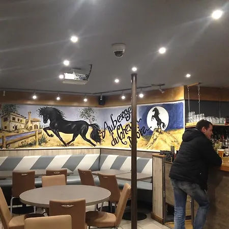 Le Cheval Noir Hotel Paris Pantin-2