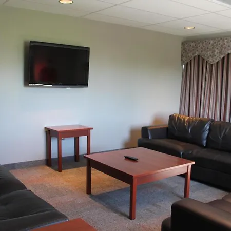Glendenning Hall At Holland College-2