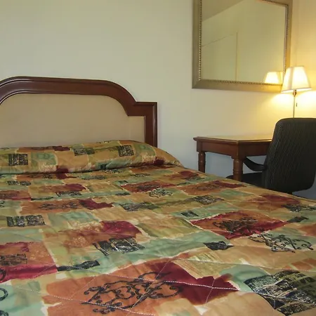 Quality Inn San Diego Downtown North-3