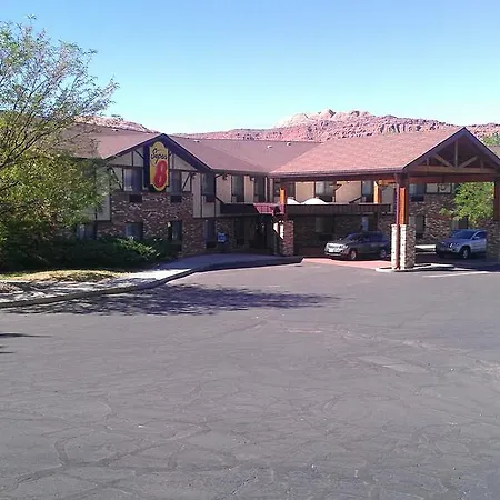 Super 8 By Wyndham Moab-3