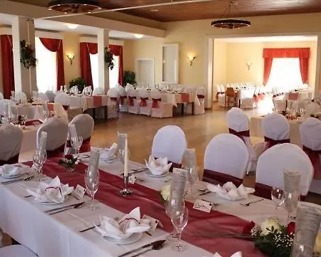 Neukirchener Hof-3