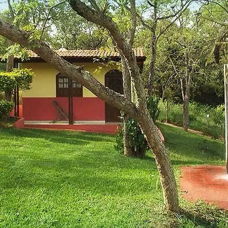 Chalés Colina de Casa Branca-2