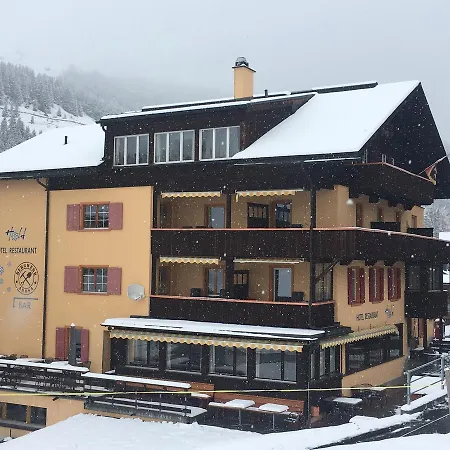 Hotel Hold-3