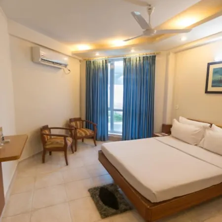 Empires Hotel-2