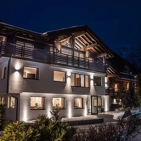 Arya Alpine Lodge-3