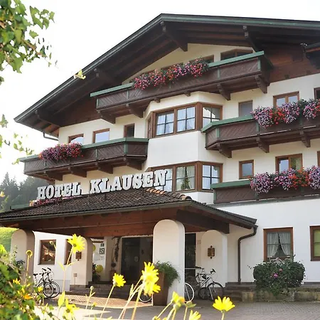 Sport Und Familienhotel Klausen-3