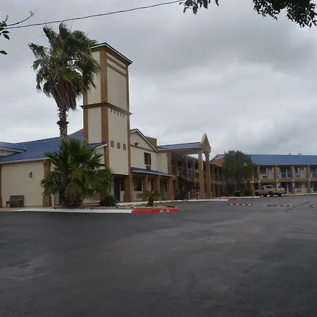 Summit Inn Hotel & Suites-2