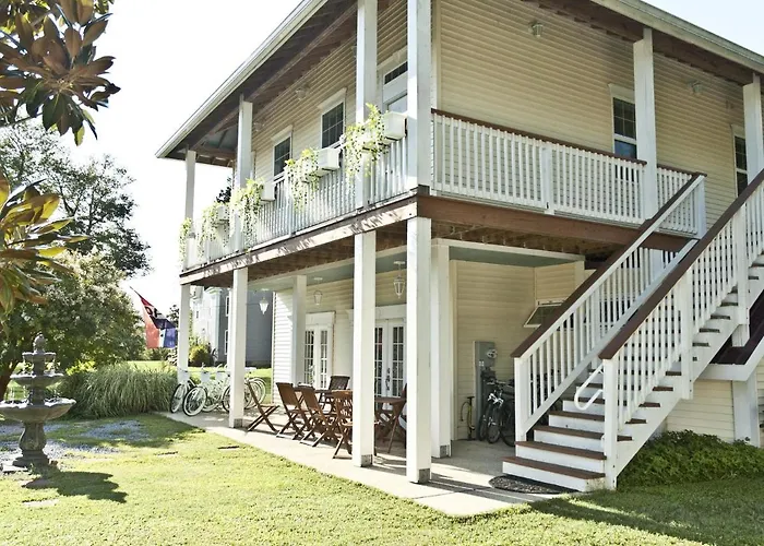 Haven Point Inn