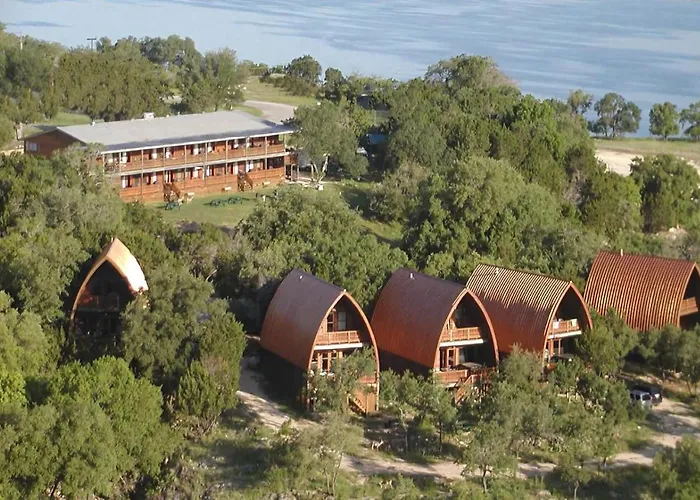 Canyon Lake Hotels With Amazing Views