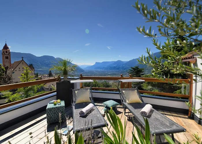 Small Hotel Sonne Tirolo