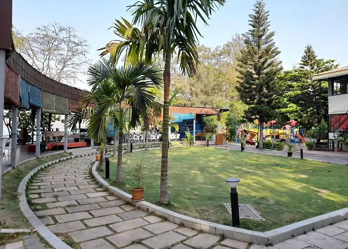 Aquarius Resort Gorhe Khurd