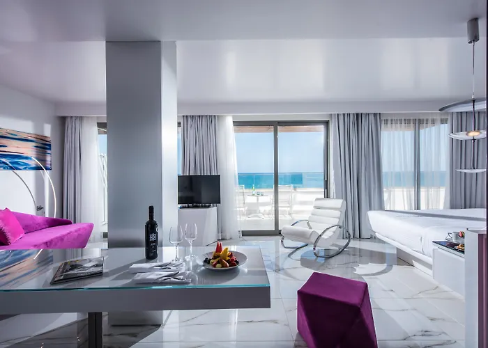 I Resort Beach Hotel&Spa