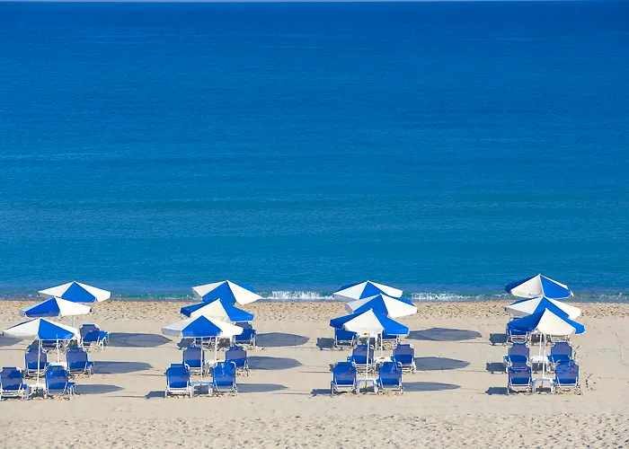 La Stella Suites