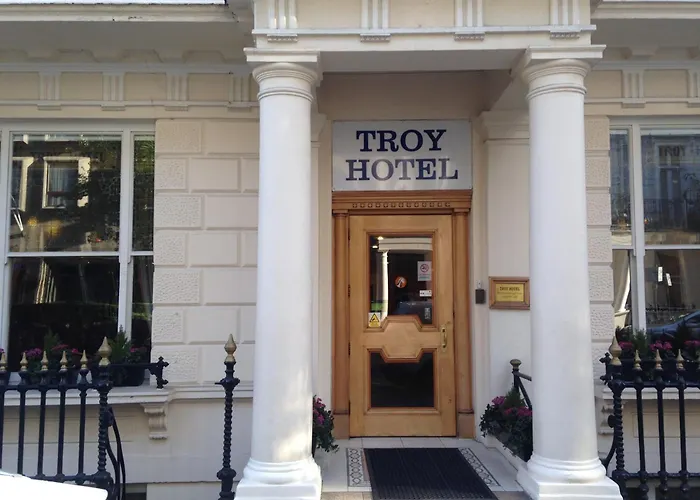 Troy Hotel Londen