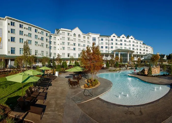 Pigeon Forge 4 Star Hotels