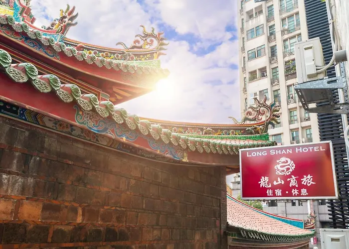 Longshan Inn