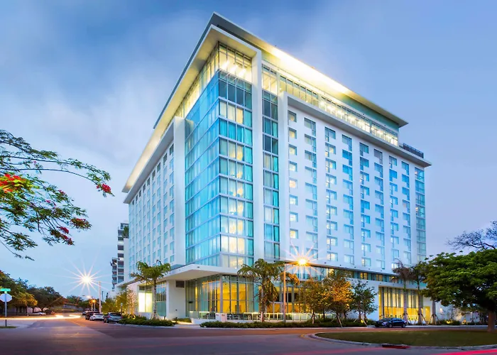 Miami 4 Star Hotels